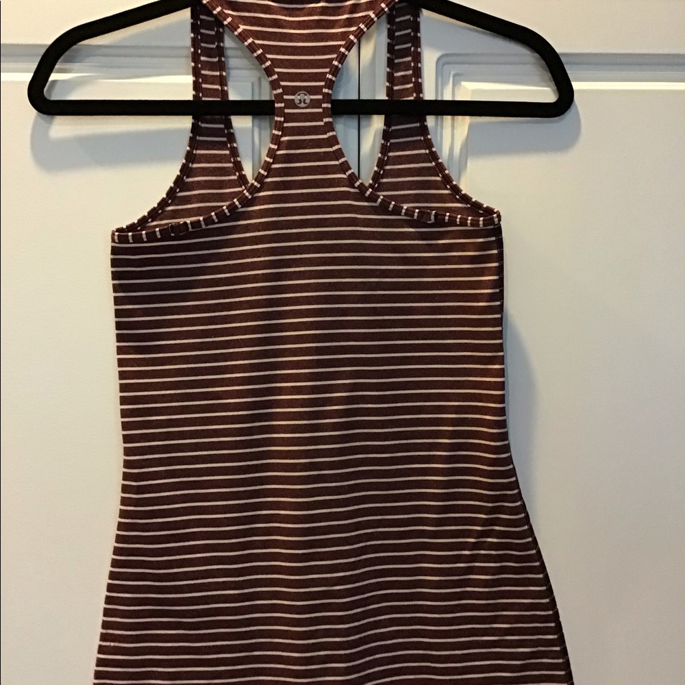 Lululemon Racer Back Tank Top. - Picture 5 of 6